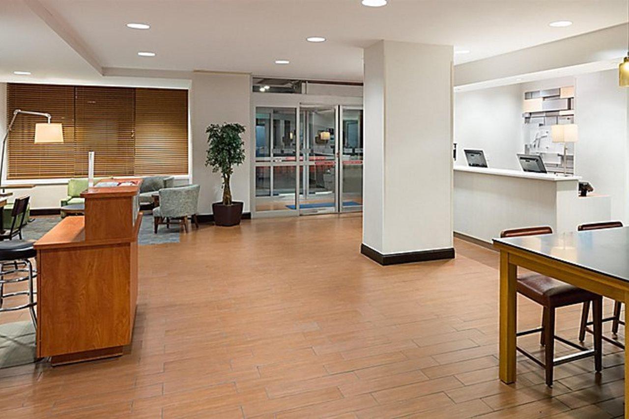 Holiday Inn Express - Times Square By Ihg New York City Exterior photo