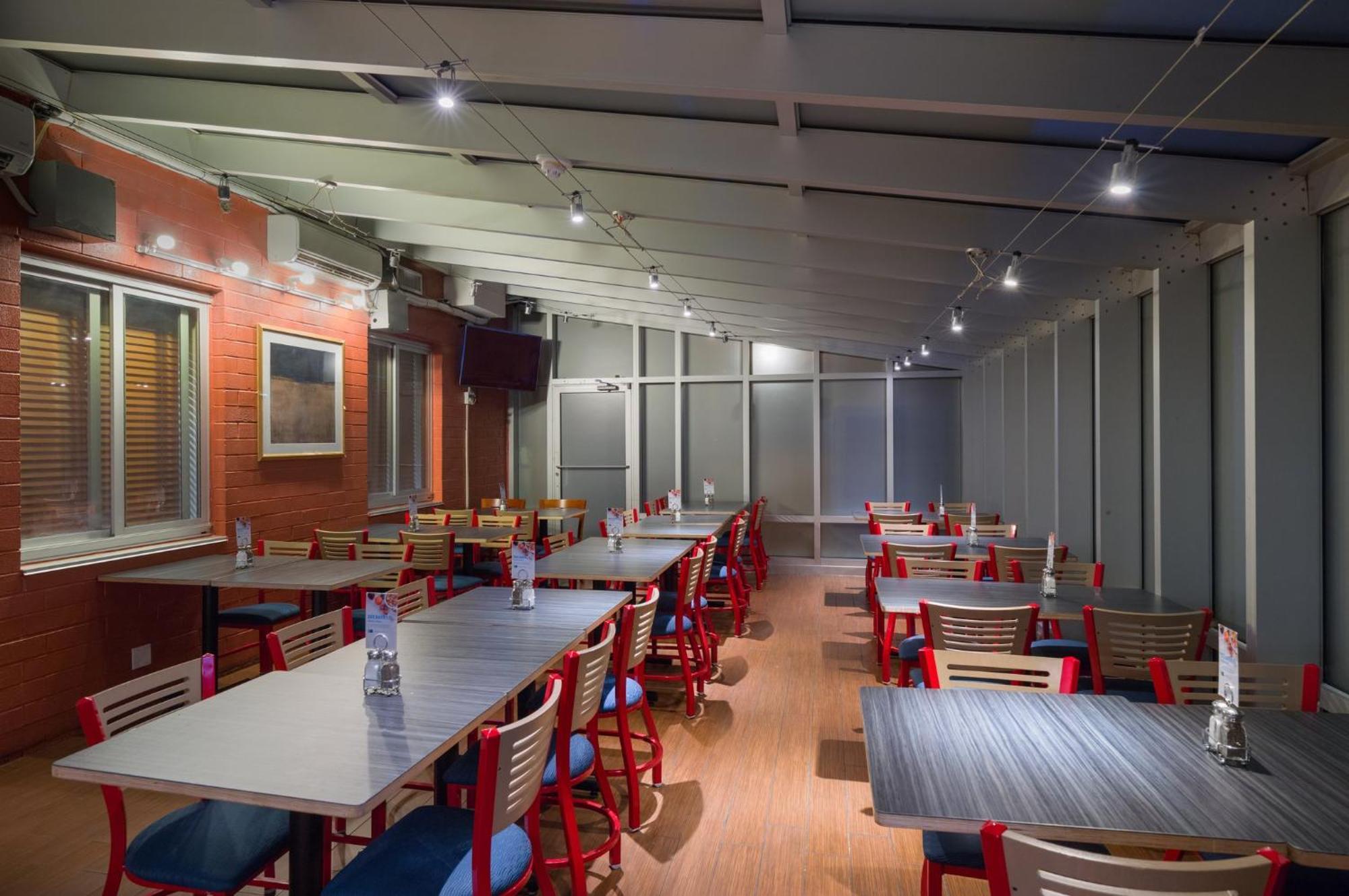 Holiday Inn Express - Times Square By Ihg New York City Exterior photo